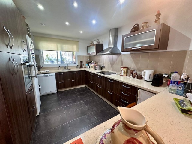 4 Schlafzimmer Reihenhaus in Estepona