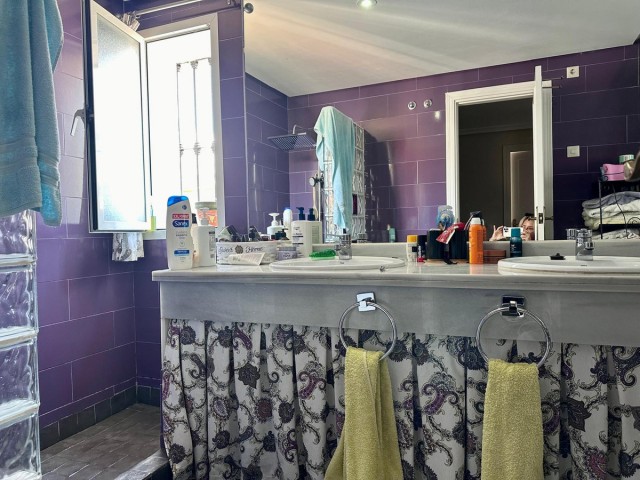 4 Schlafzimmer Reihenhaus in Estepona