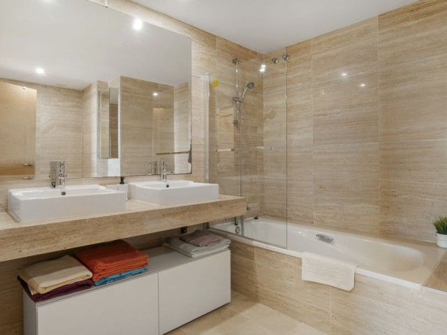 2 Schlafzimmer Apartment in Benahavís