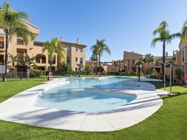 2 Sovrums Lägenhet i Benahavís