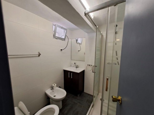 Comercial con 0 Dormitorios  en Marbella