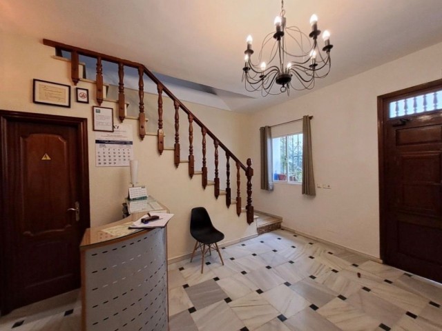 Comercial con 0 Dormitorios  en Marbella