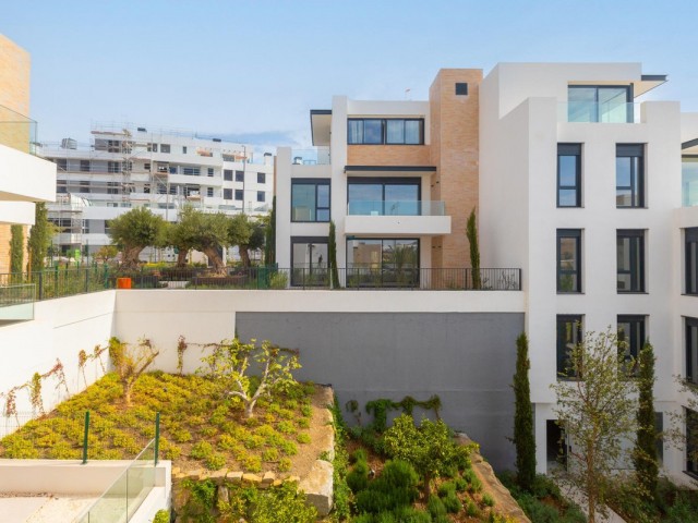 2 Schlafzimmer Apartment in Estepona