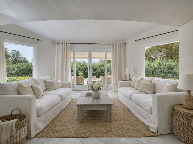 Villa avec 4 Chambres  à Los Almendros