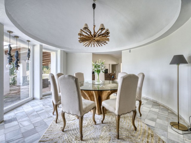 Villa avec 4 Chambres  à Los Almendros