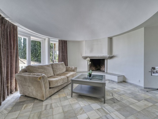 Villa avec 4 Chambres  à Los Almendros