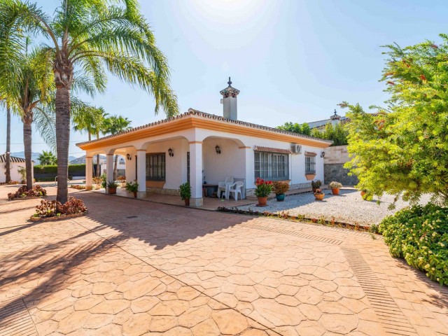 4 Soveroms Villa i Alhaurín el Grande