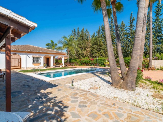 4 Soveroms Villa i Alhaurín el Grande