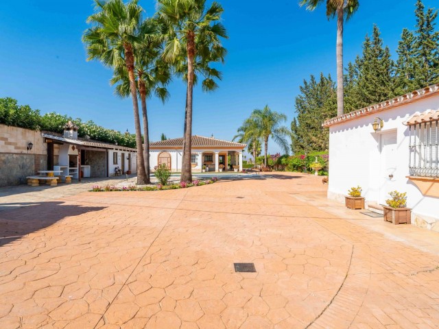 4 Soveroms Villa i Alhaurín el Grande