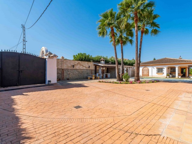 4 Soveroms Villa i Alhaurín el Grande