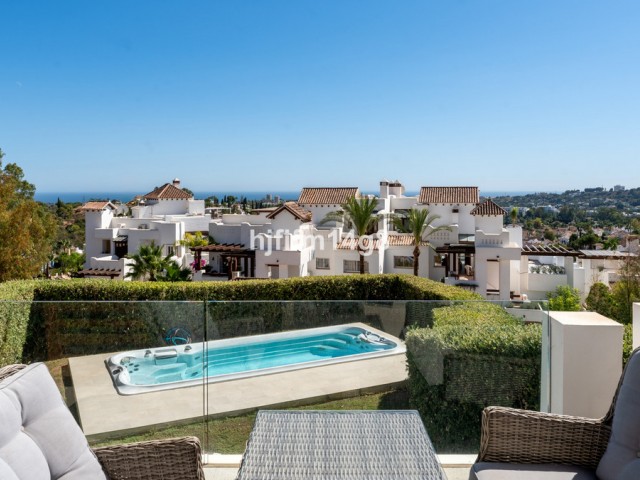 3 Schlafzimmer Apartment in Nueva Andalucía