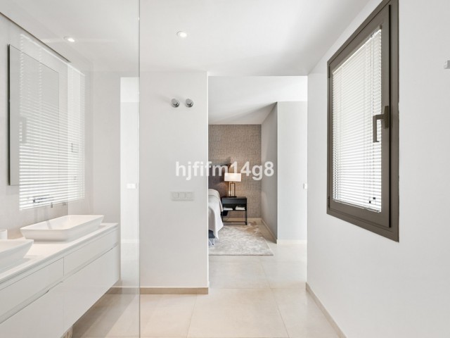 3 Soveroms Leilighet i Nueva Andalucía