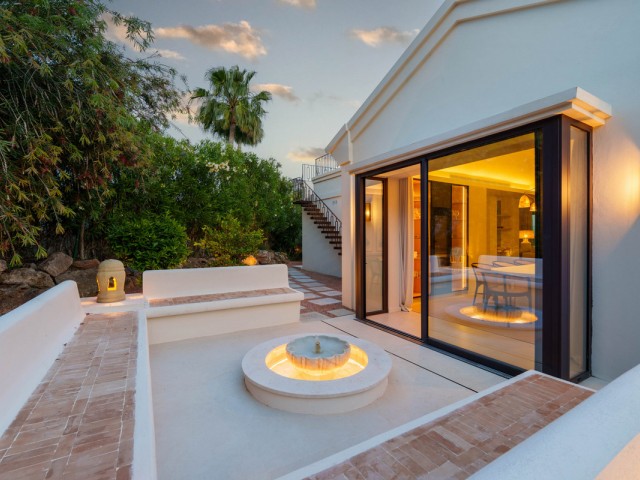 4 Schlafzimmer Villa in Nueva Andalucía