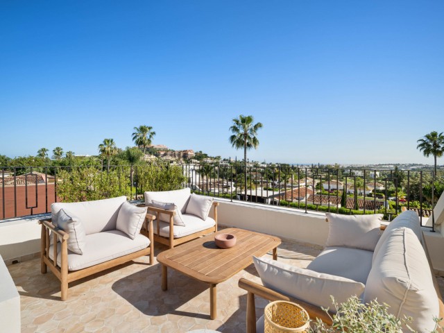 4 Schlafzimmer Villa in Nueva Andalucía