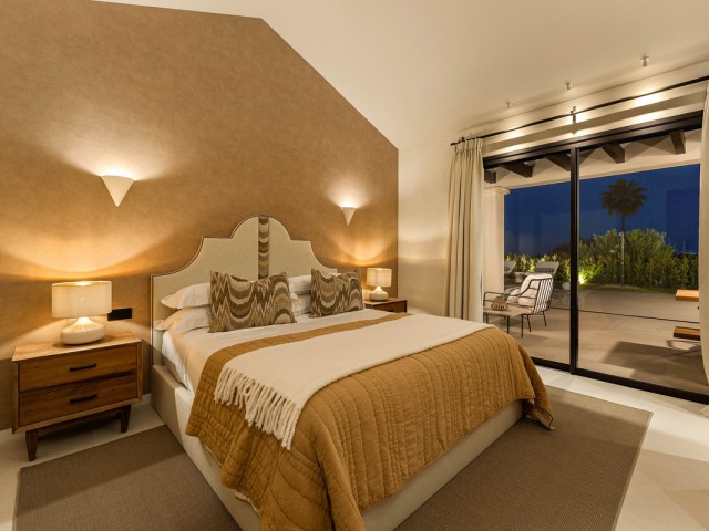 4 Schlafzimmer Villa in Nueva Andalucía
