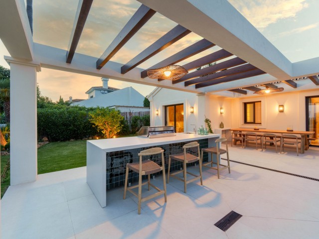 4 Slaapkamer Villa in Nueva Andalucía