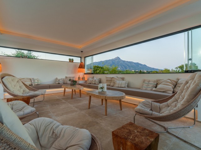 7 Schlafzimmer Villa in Nueva Andalucía