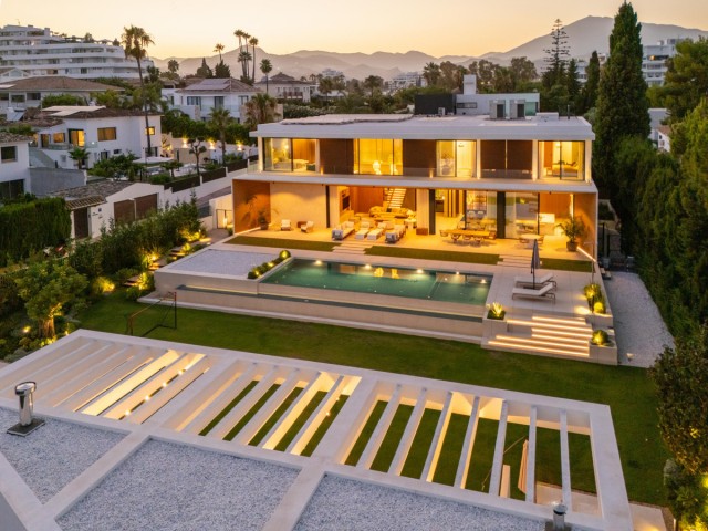 6 Schlafzimmer Villa in Guadalmina Alta