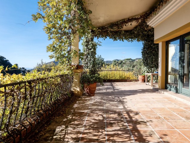 Villa avec 6 Chambres  à La Zagaleta