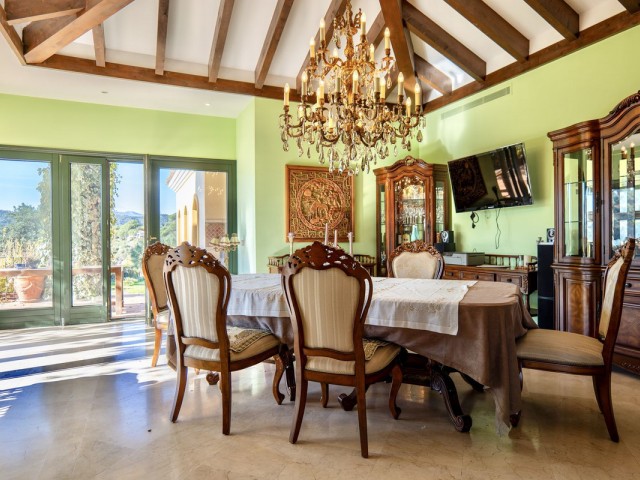 Villa avec 6 Chambres  à La Zagaleta