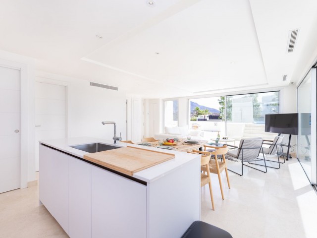 2 Schlafzimmer Apartment in Nueva Andalucía