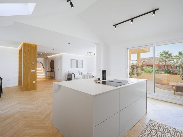 Penthouse in Bel Air