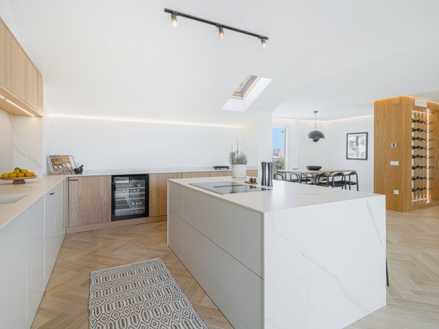 Penthouse in Bel Air