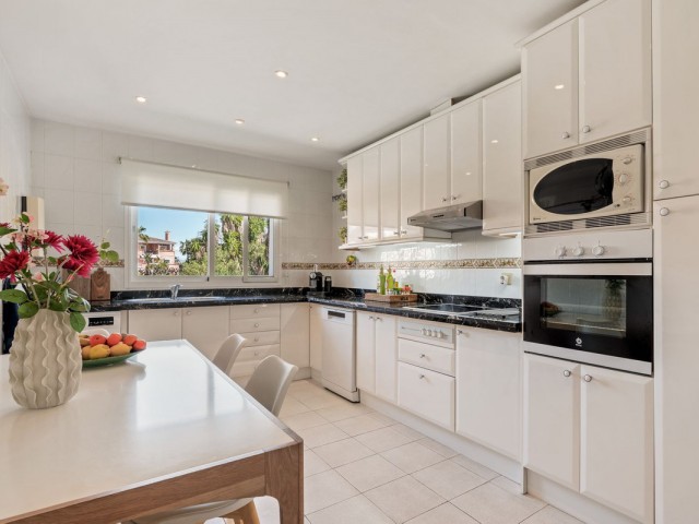 Penthouse in Estepona