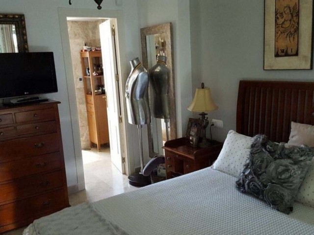 4 Bedrooms Townhouse in Marbella