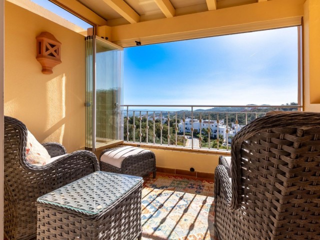 4 Bedrooms Apartment in La Mairena