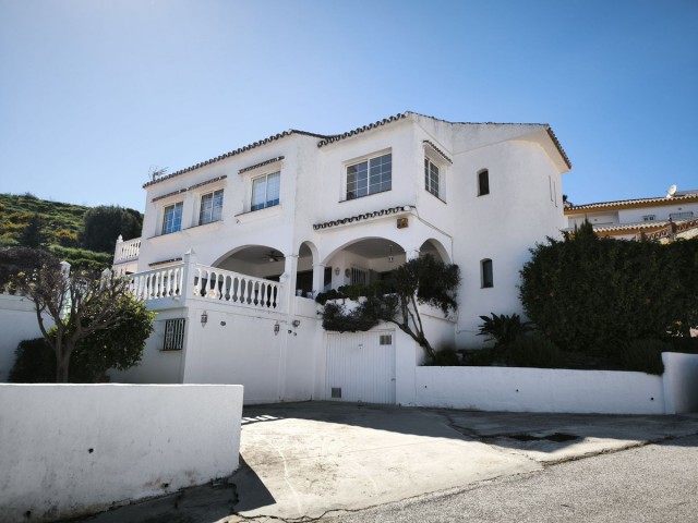 Huvila, Cerros del Aguila, R5333293