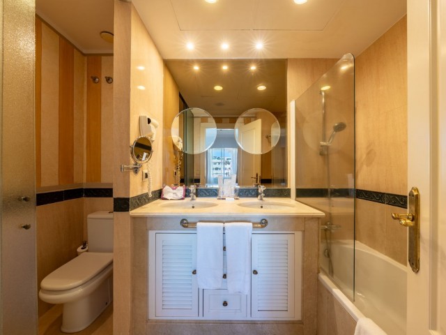 2 Sovrums Lägenhet i Marbella