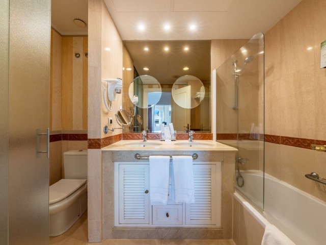 2 Sovrums Lägenhet i Marbella