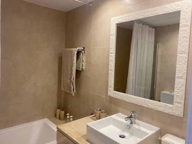 2 Sovrums Lägenhet i Marbella