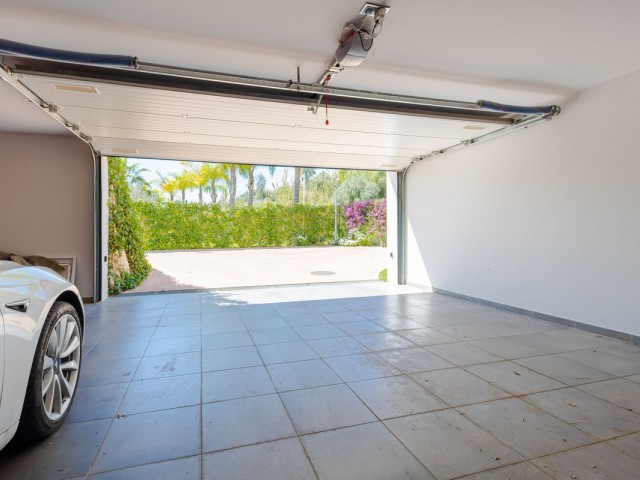 6 Schlafzimmer Villa in Nueva Andalucía