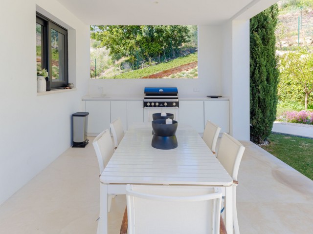 6 Schlafzimmer Villa in Nueva Andalucía