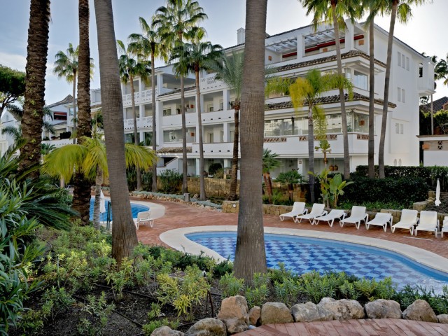 Apartamento con 3 Dormitorios  en The Golden Mile