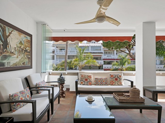 Apartamento con 3 Dormitorios  en The Golden Mile