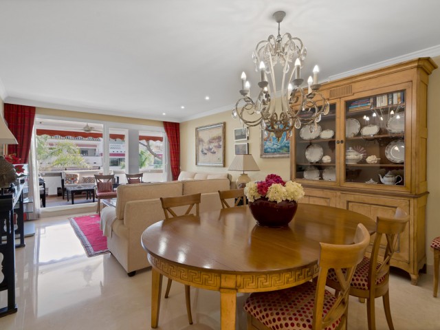 Apartamento con 3 Dormitorios  en The Golden Mile