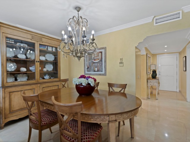 Apartamento con 3 Dormitorios  en The Golden Mile