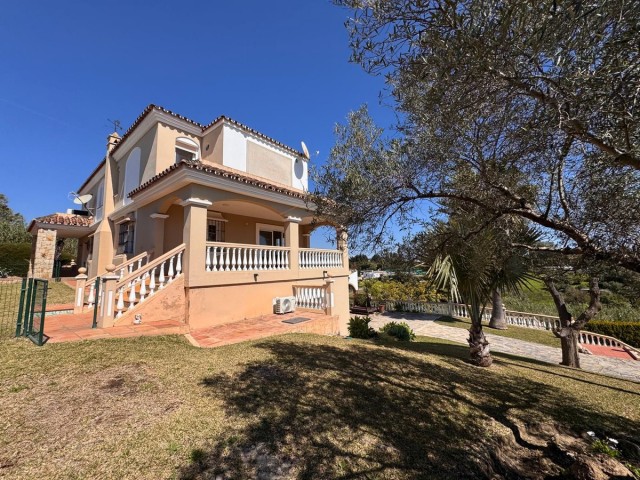 4 Slaapkamer Villa in Estepona