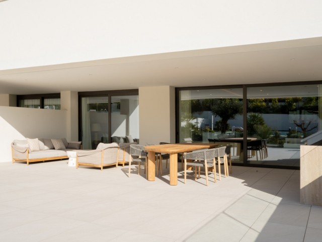 Apartamento con 4 Dormitorios  en The Golden Mile