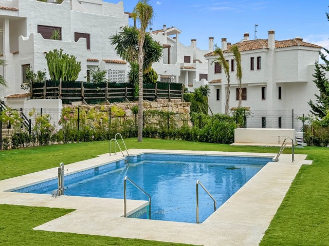 Huoneisto, Casares Playa, R5185993