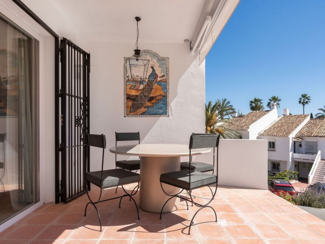 3 Schlafzimmer Apartment in Nueva Andalucía