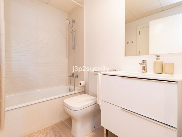 2 Sovrums Lägenhet i Bel Air