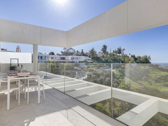 3 Schlafzimmer Apartment in Nueva Andalucía