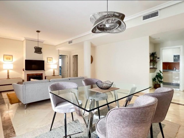 2 Schlafzimmer Apartment in Nueva Andalucía