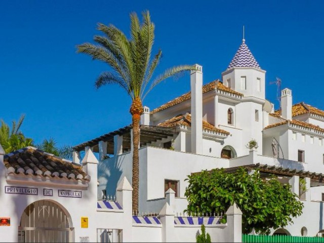 2 Schlafzimmer Apartment in Nueva Andalucía