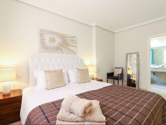 2 Schlafzimmer Apartment in Nueva Andalucía