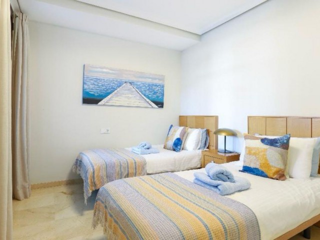 2 Schlafzimmer Apartment in Nueva Andalucía